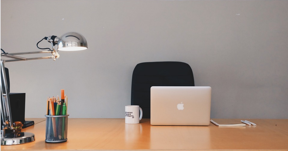 desk lamp